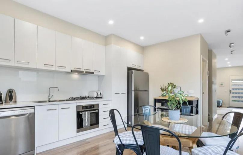 Others 4, BeachTownhouse779, Melbourne