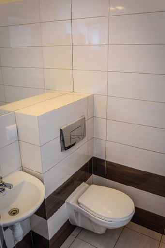 Bathroom 5, Beskidpark, Bielsko-Biała