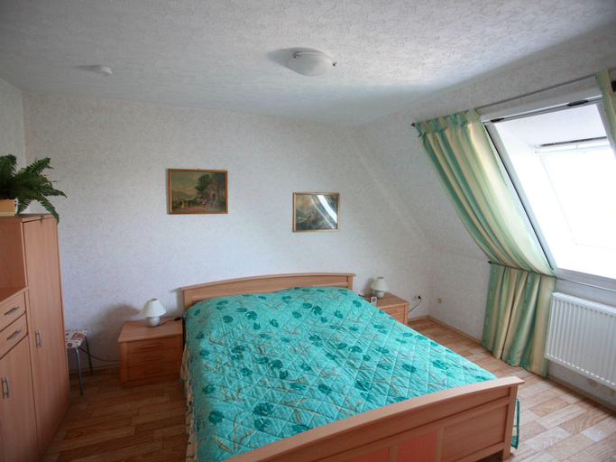 Bedroom 2, Wohnung in Kropelin - ehemals TUI Ferienhaus, Rostock