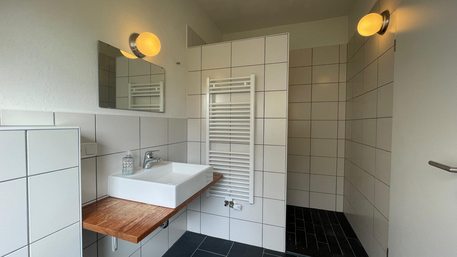 Bathroom 4, Die Strumpffabrik - Guesthouse, Vulkaneifel