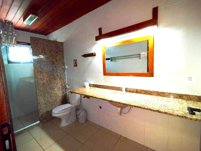 Bathroom 5, La Tana Del Tano Guest House, Armação dos Búzios
