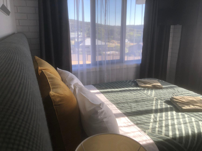 Bedroom 12
