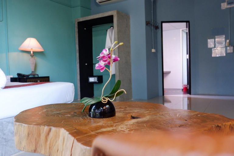 Bedroom 2, T Vintage Hotel, Bang Khla