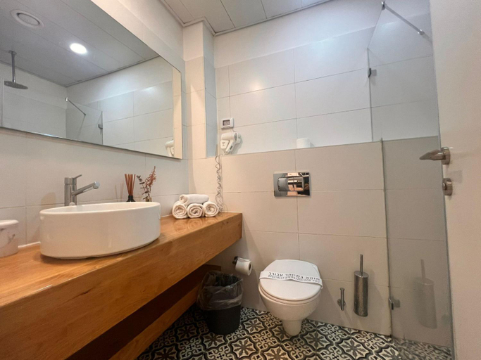 Bathroom 5, Dizengoff 208 Hotel Tel Aviv