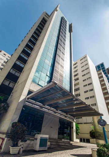 Flat 4 estrelas prox Av Paulista, HC, Convencoes Reboucas, metro, bares nos Jardins, São Paulo