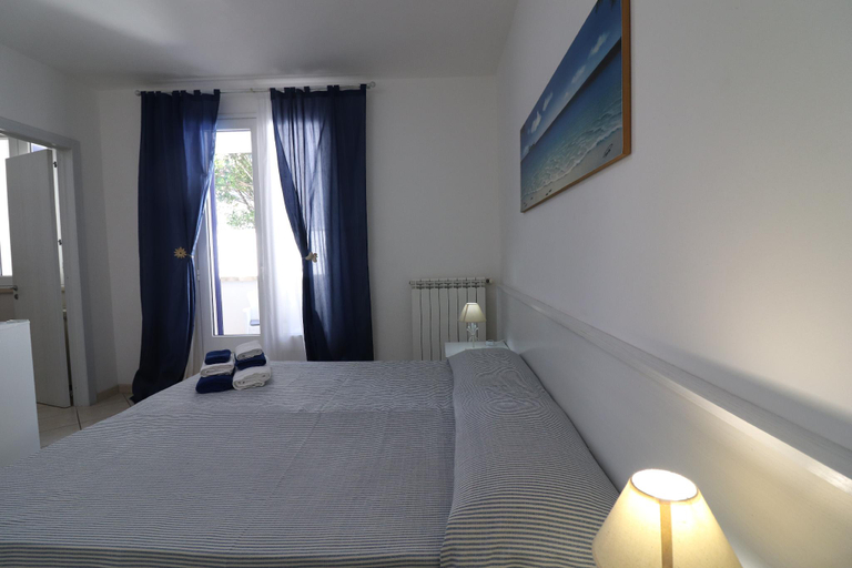 Others 4, Amelies House Otranto, Lecce