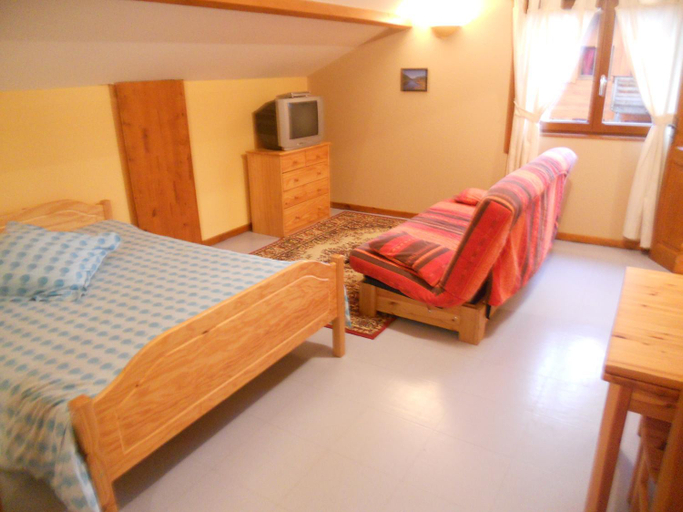 Bedroom 2, Auberge du Saut des Cuves, Vosges