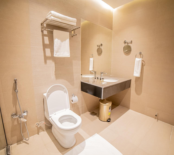 Bathroom 4