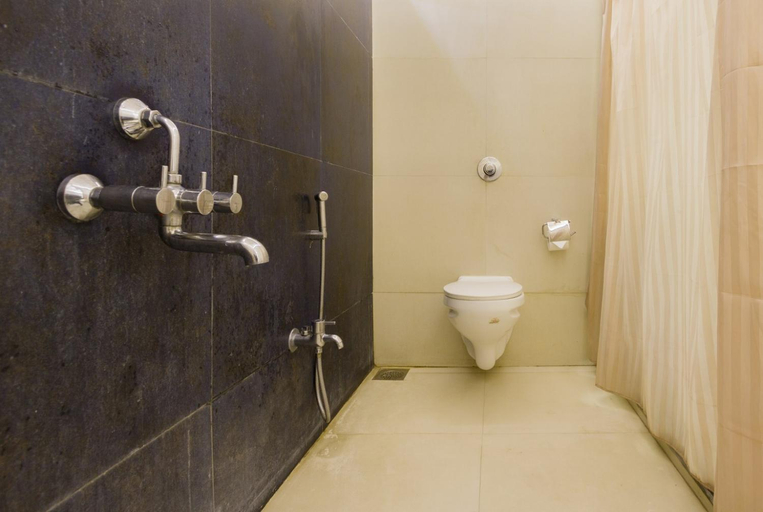 Bathroom 1, Aarya Regency, Pune