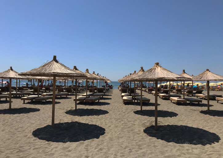 Others 4, Hotel Athina, Shkodrës