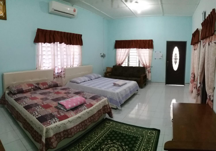 Bedroom 2, Dhia Irdina Homestay, Temerloh