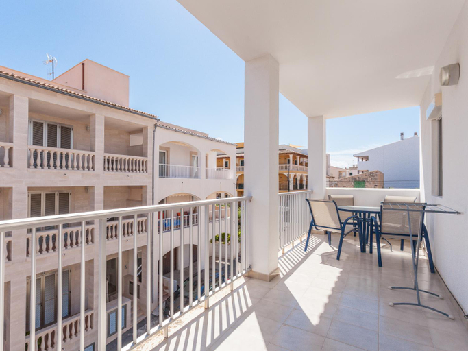 Others 4, Apartamentos Lago, Baleares
