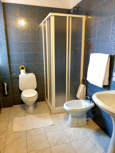 Bathroom 4, Riccio Hotel, Olbia-Tempio