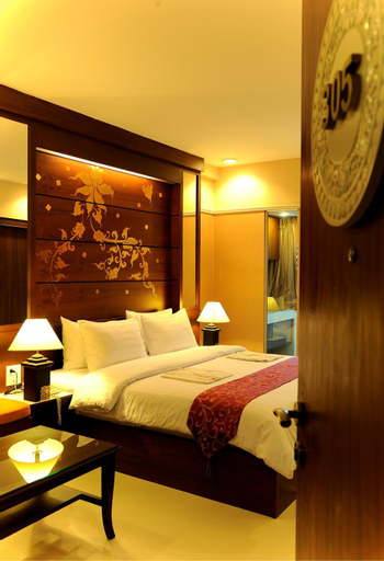 Bedroom 13