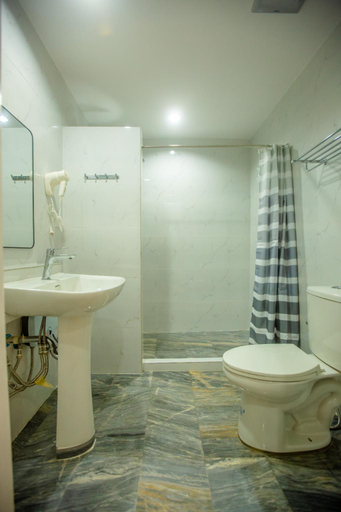 Bathroom 2