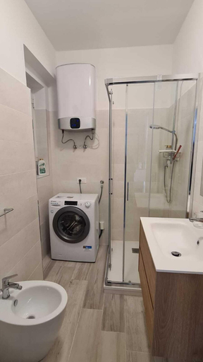 Bathroom 3, ELEONORA'S HOUSE, Trieste