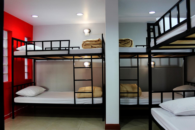 Bedroom 13