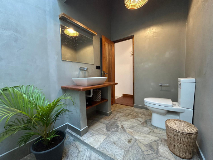 Bathroom 2, Bombay Bicycle Club Bentota, Bentota