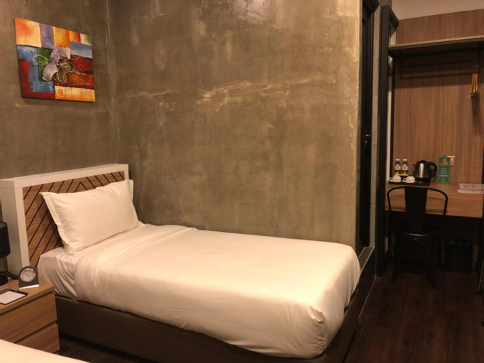 Bedroom 5