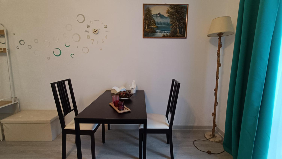 Others 2, Maya guest house, Salerno