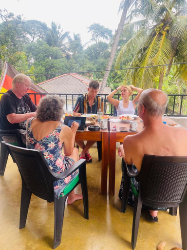 Food & Drinks 4, Star Canal Cottage, Negombo