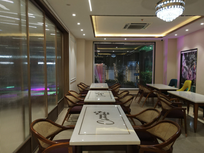 Food & Drinks 4, Hotel Chandraa Celebration, Dehradun