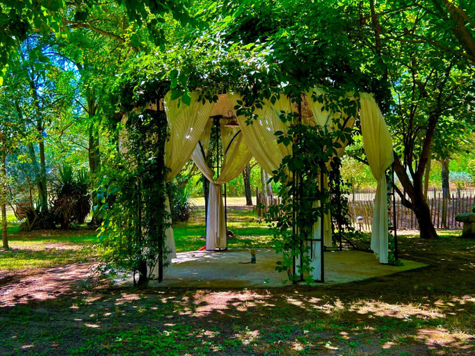 Others 2, Domaine Plan des Devens, Vaucluse
