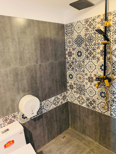 Bathroom 5, INDO Serviced Apartment, District 1
