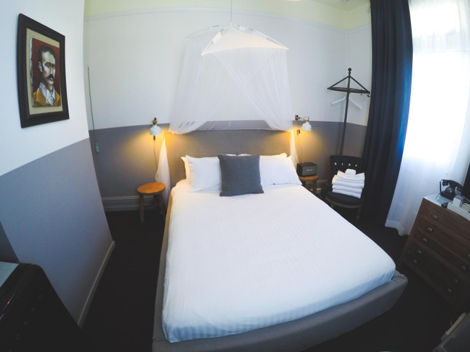 Bedroom 5