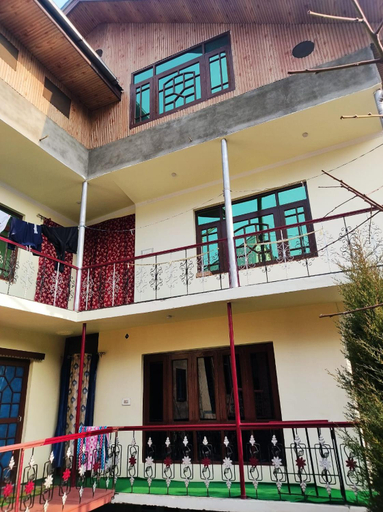 Others 5, Redbury Homestay, Srinagar