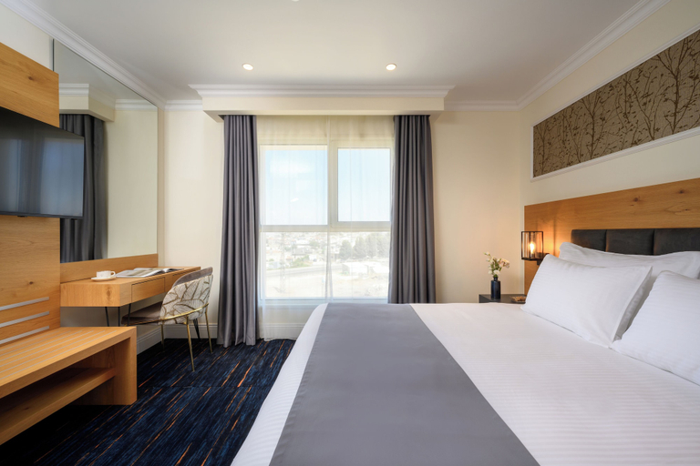 Bedroom 3, OAKS HOTEL