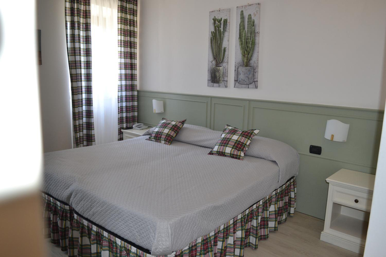 Bedroom 2, Albergo Grobberio, Verona