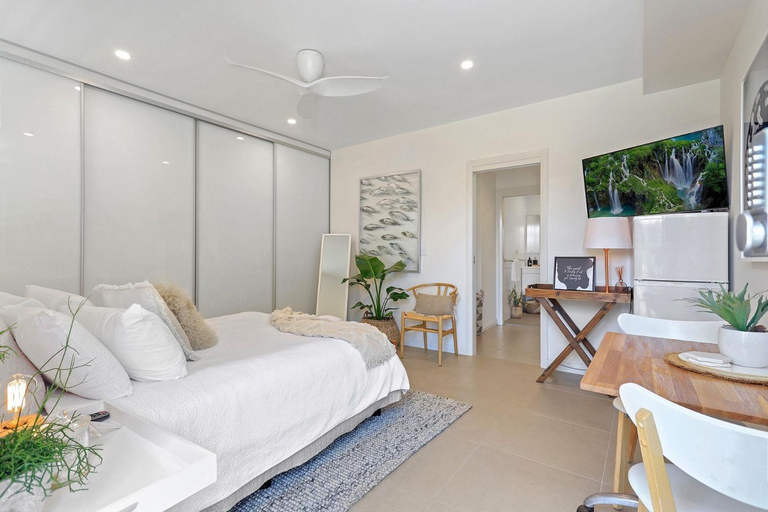 Others 3, The Beach Studio, Shoalhaven - Pt B
