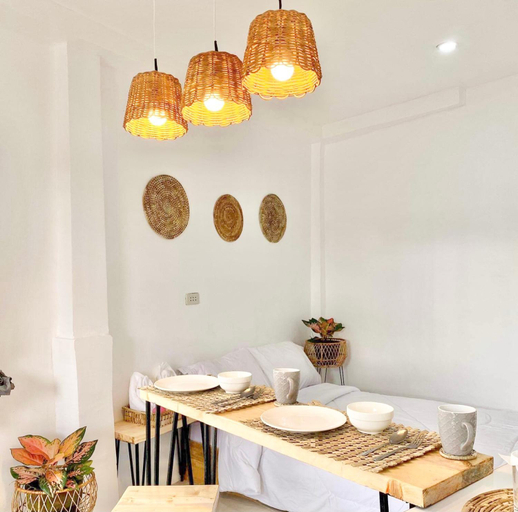 Food & Drinks, Best studio flat w/ NETFLIX near airport and beach!, Lapu-Lapu City