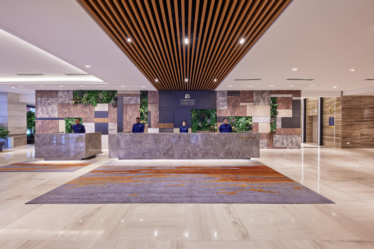 Public Area 30