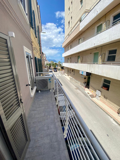 Others 5, ReMare, Macerata