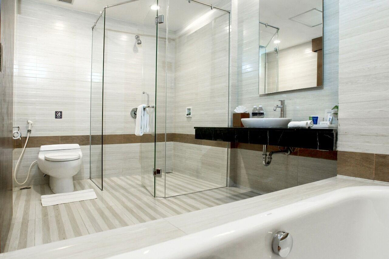Bathroom 7