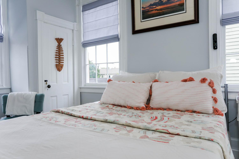 Bedroom 24