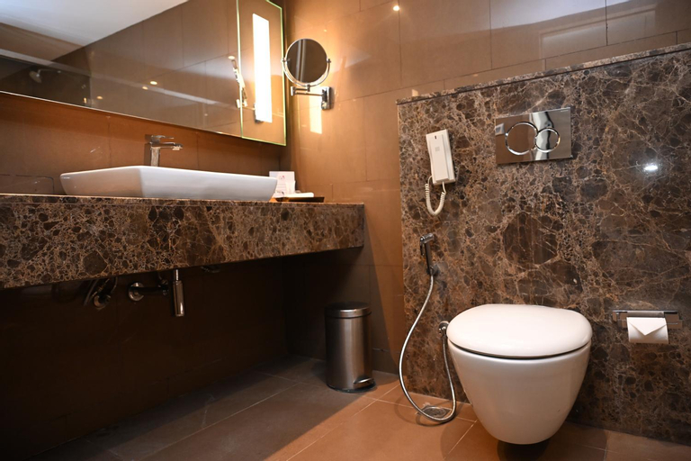 Bathroom 11