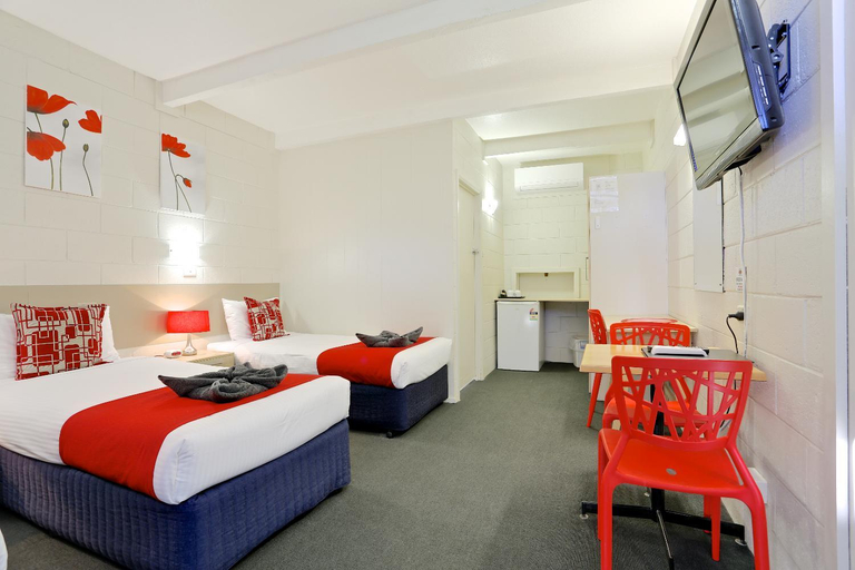 Bedroom 3, Castle Creek Motor Inn Euroa, Strathbogie