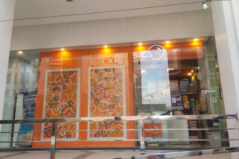 Condo Deluxe near NAIA Terminal 3, Pasay City