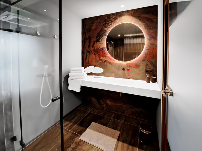 Bathroom 3