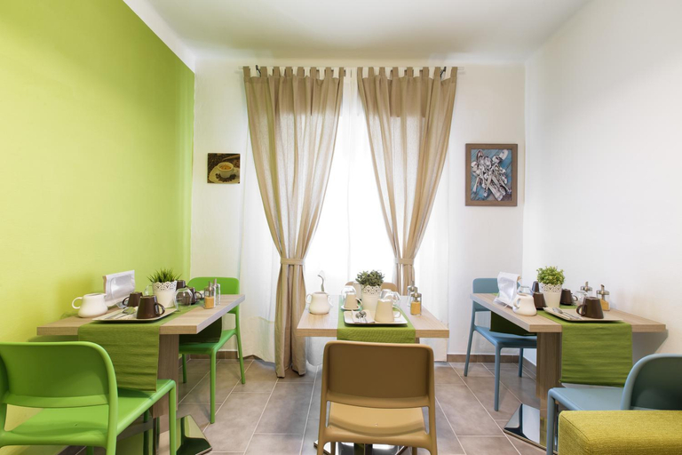 Food & Drinks 2, B&B Civico 1, Pavia