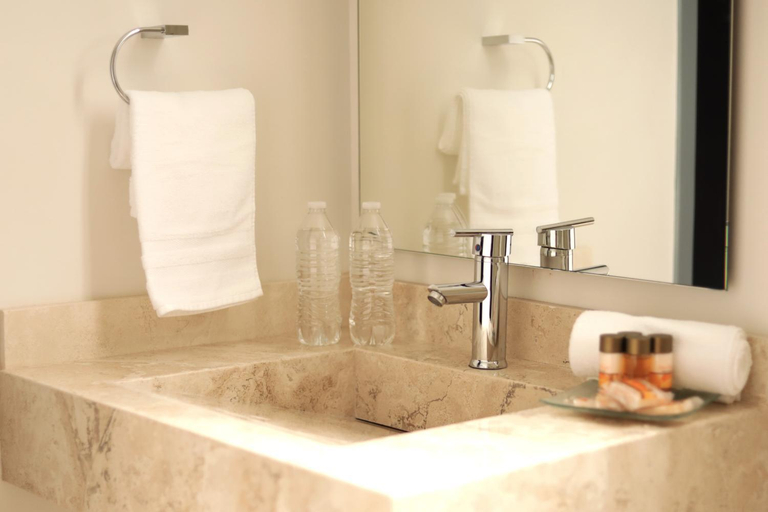Bathroom 3, VIAMONTE House Boutique, León
