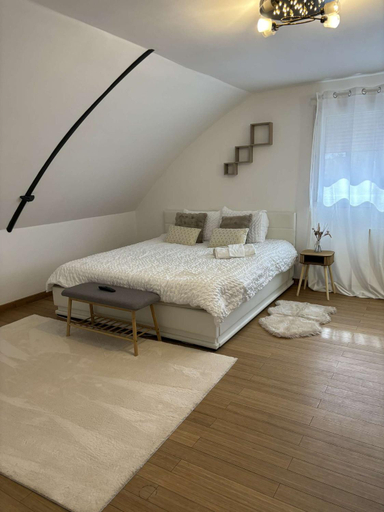 Bedroom 3, La suite boheme, Yvelines