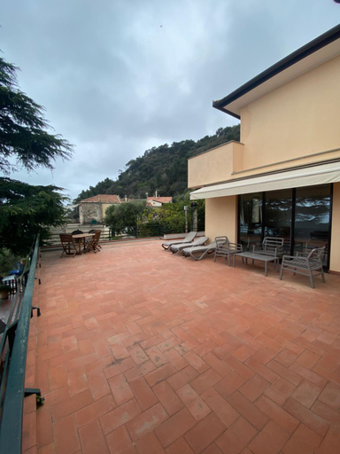 Hotel Rosita, Savona