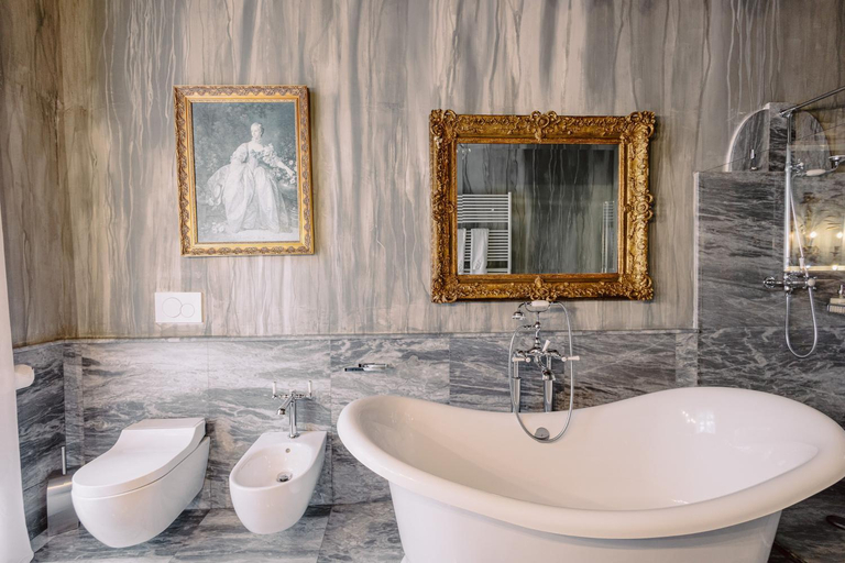 Bathroom 7
