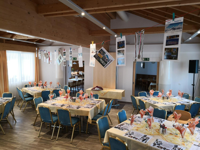 Food & Drinks 3, Hotel Statzerhorn, Albula