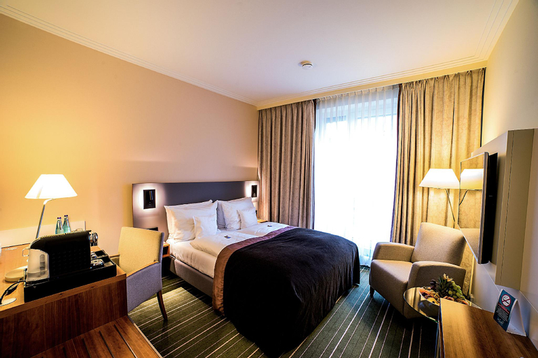 Bedroom 13