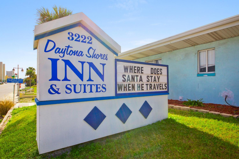 Exterior & Views 2, Daytona Shores Inn & Suites, Volusia